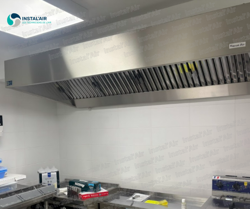 Hotte inox professionnelle de 2m pour brasserie 